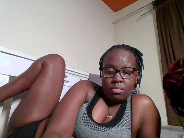 Sweetariah1 webcam
