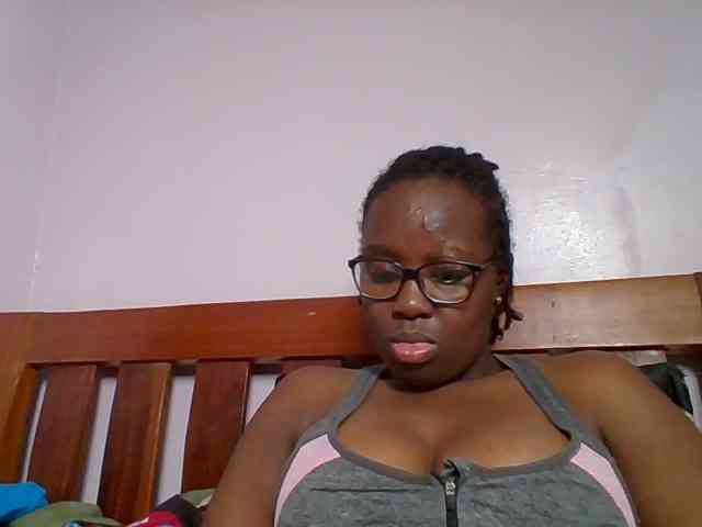 Sweetariah1 webcam