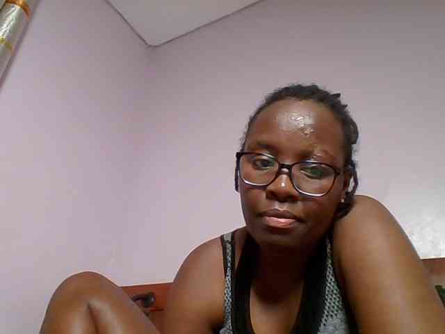 Sweetariah1 webcam