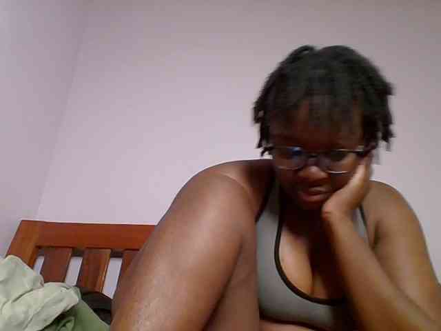 Sweetariah1 webcam