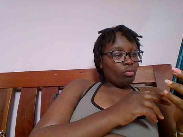 Sweetariah1 webcam