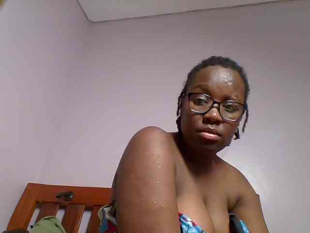 Sweetariah1 webcam