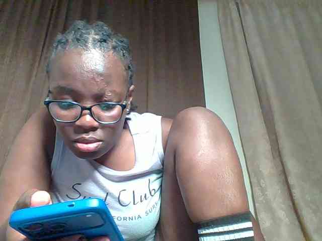 Sweetariah1 webcam