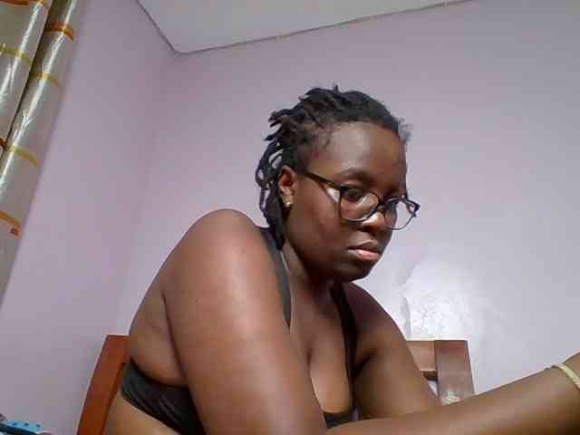 Sweetariah1 webcam