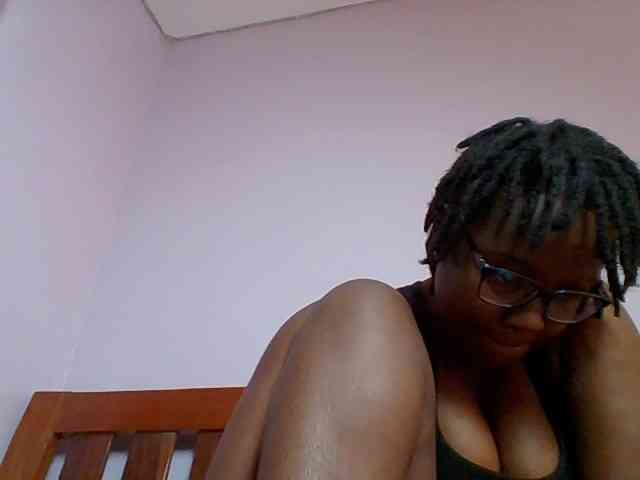 Sweetariah1 webcam