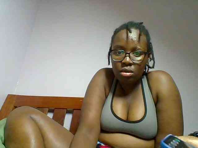 Sweetariah1 webcam