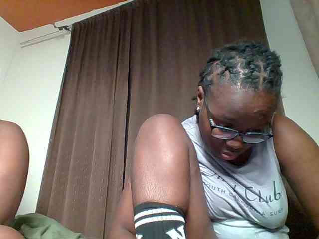 Sweetariah1 webcam