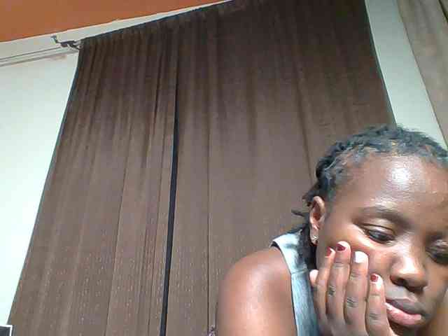 Sweetariah1 webcam