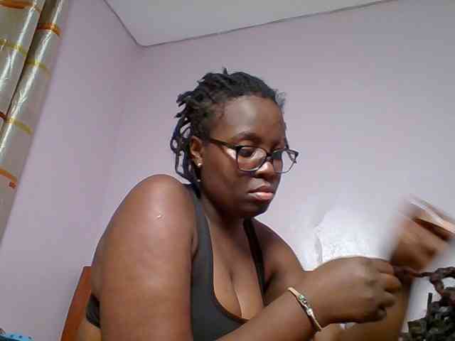 Sweetariah1 webcam
