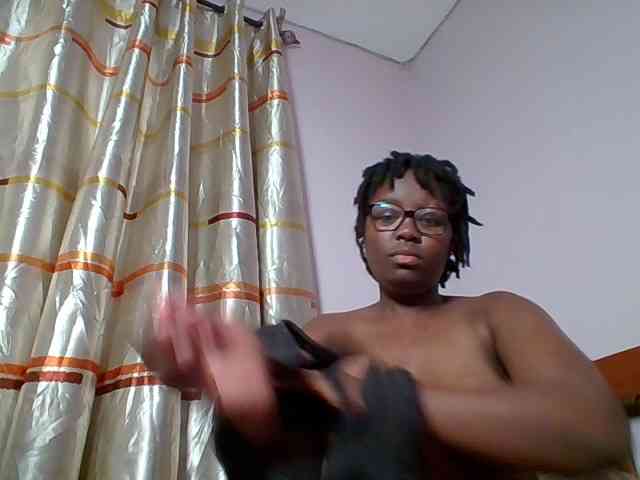 Sweetariah1 webcam