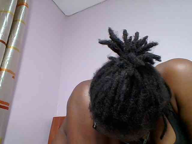 Sweetariah1 webcam