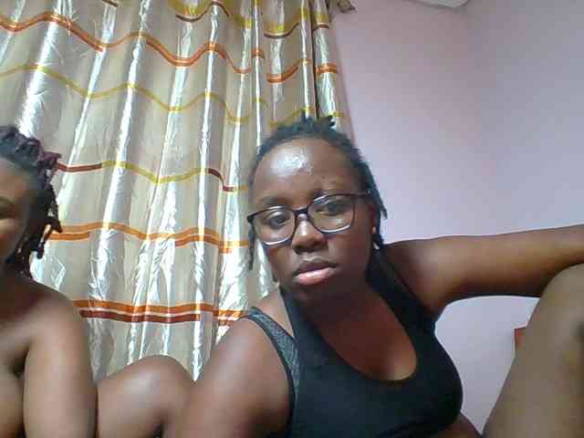 Sweetariah1 webcam