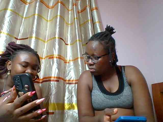Sweetariah1 webcam