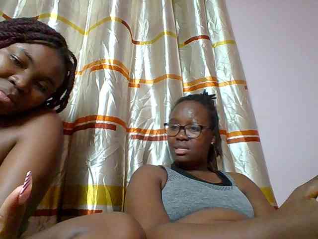 Sweetariah1 webcam
