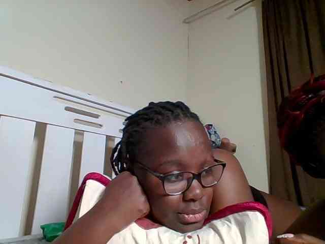 Sweetariah1 webcam