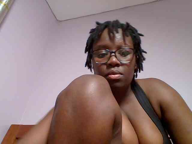 Sweetariah1 webcam
