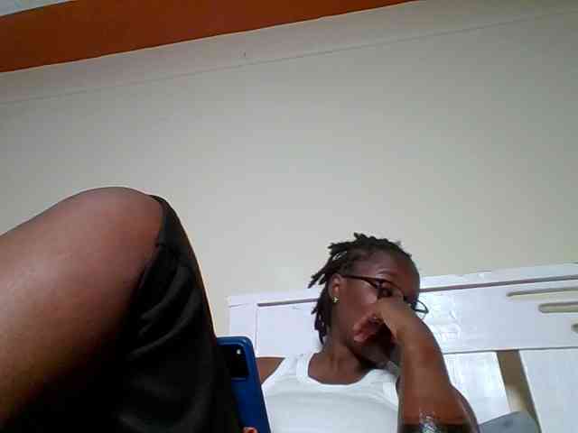 Sweetariah1 webcam