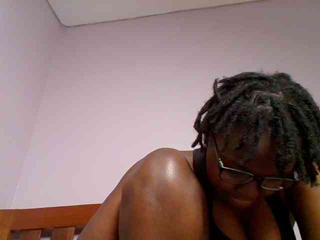 Sweetariah1 webcam