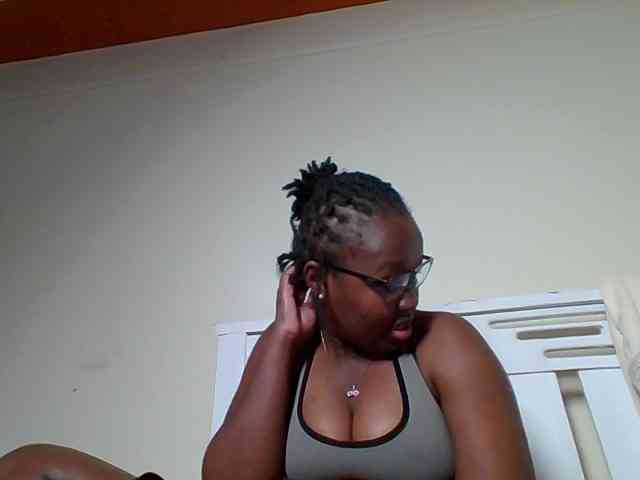 Sweetariah1 webcam