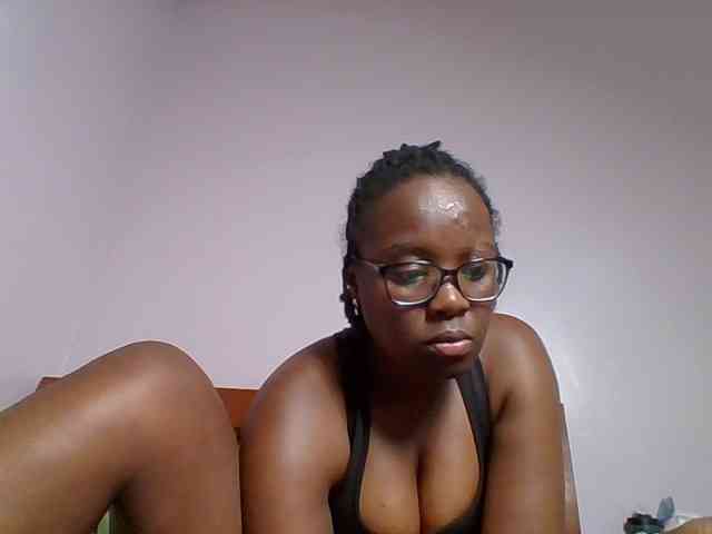 Sweetariah1 webcam