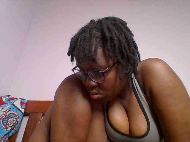 Sweetariah1 webcam