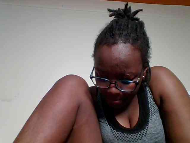 Sweetariah1 webcam