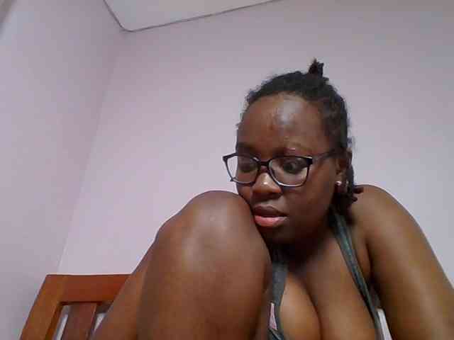 Sweetariah1 webcam