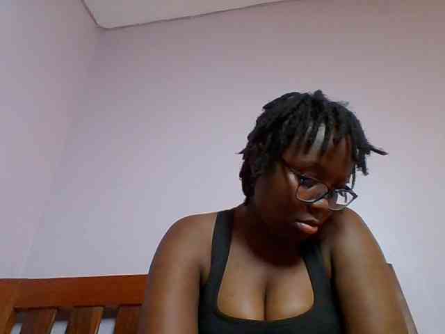 Sweetariah1 webcam