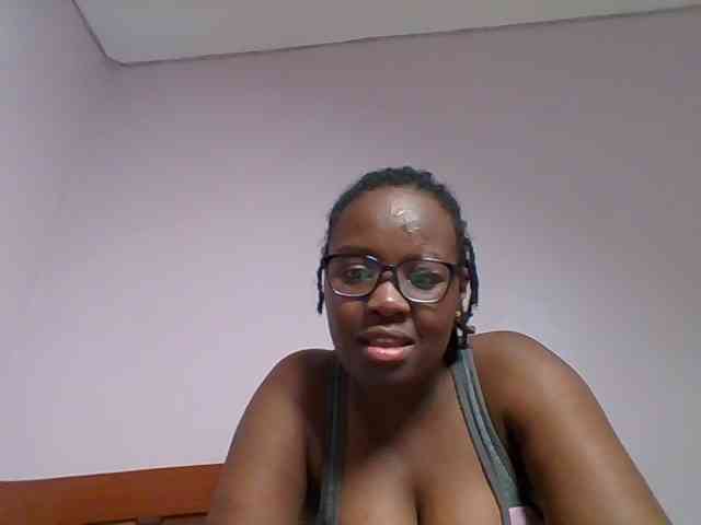 Sweetariah1 webcam
