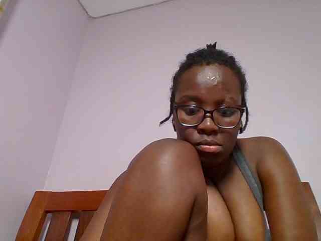 Sweetariah1 webcam