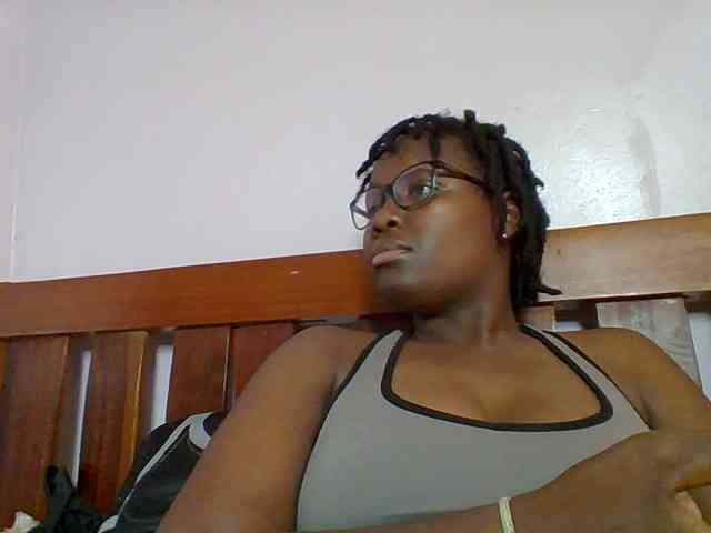Sweetariah1 webcam