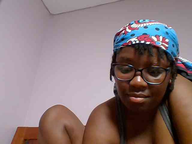 Sweetariah1 webcam