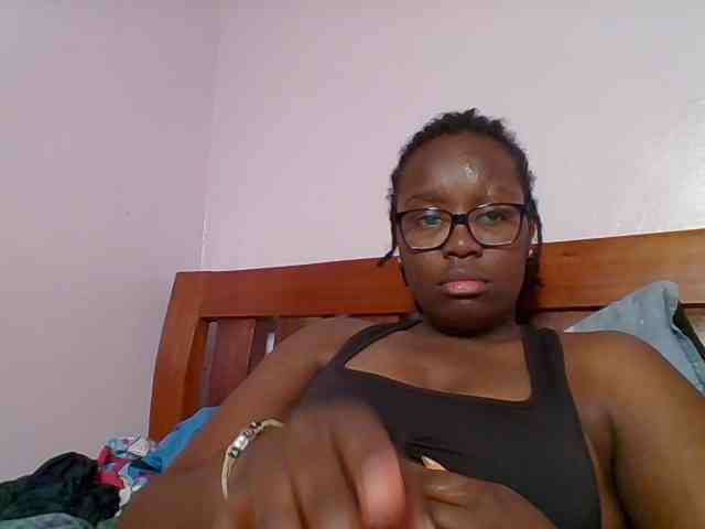 Sweetariah1 webcam