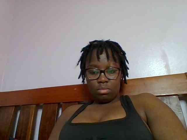 Sweetariah1 webcam