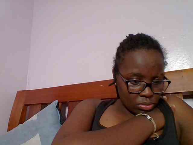 Sweetariah1 webcam