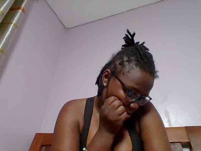 Sweetariah1 webcam