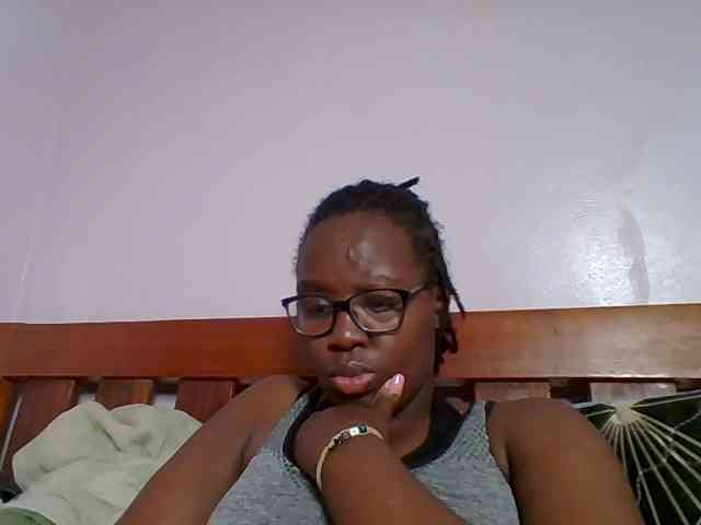 Sweetariah1 webcam