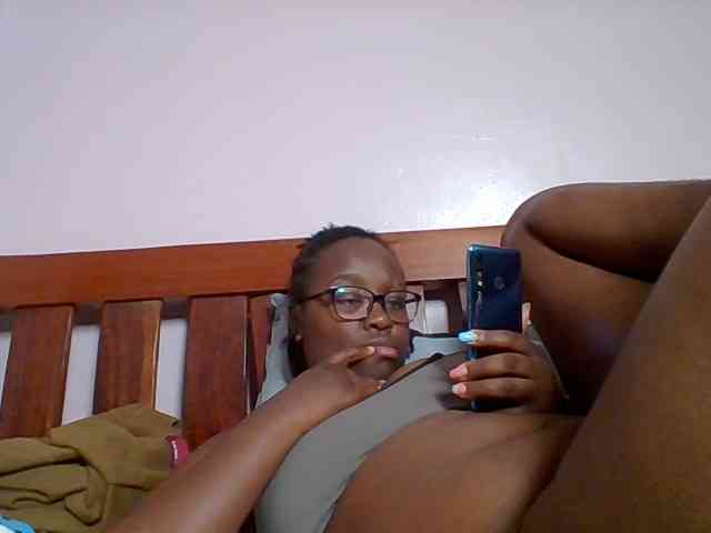 Sweetariah1 webcam