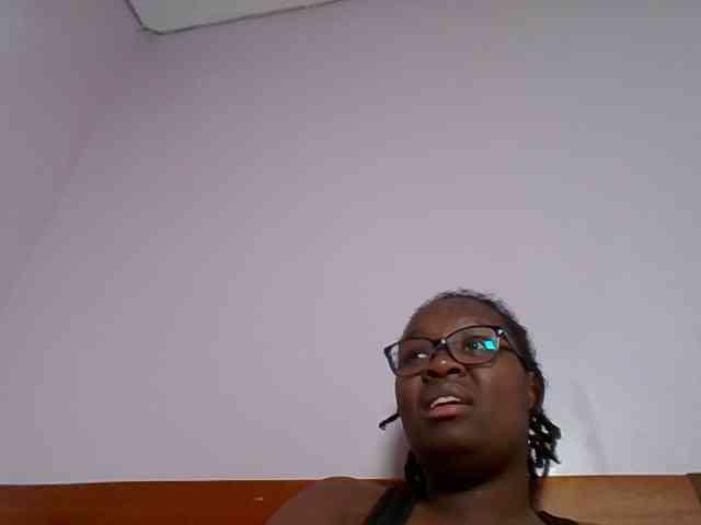 Sweetariah1 webcam