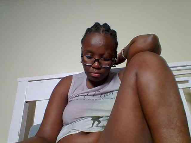 Sweetariah1 webcam