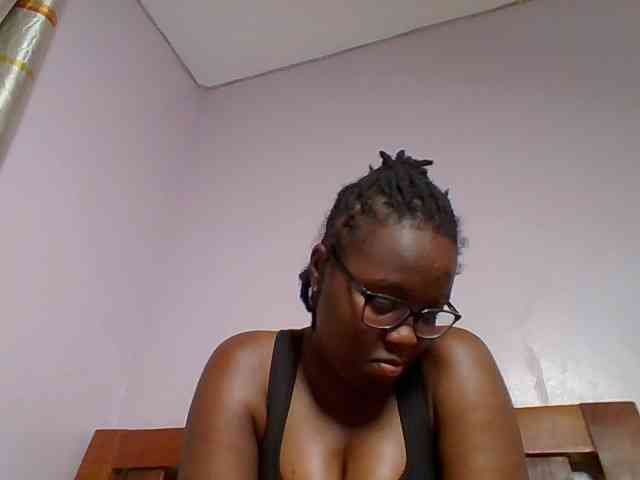Sweetariah1 webcam