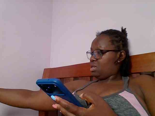 Sweetariah1 webcam