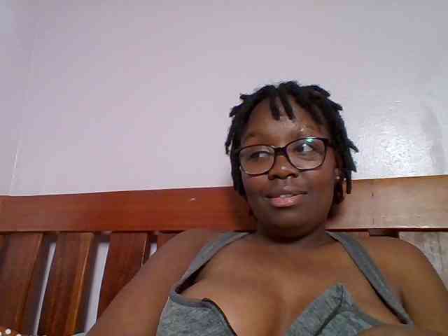 Sweetariah1 webcam