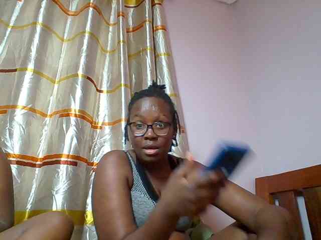 Sweetariah1 webcam