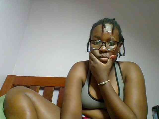Sweetariah1 webcam
