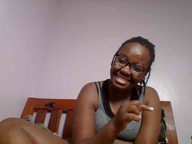 Sweetariah1 webcam