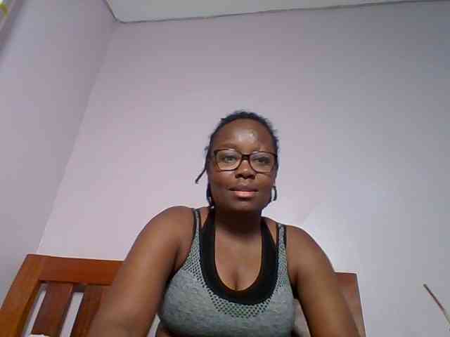 Sweetariah1 webcam