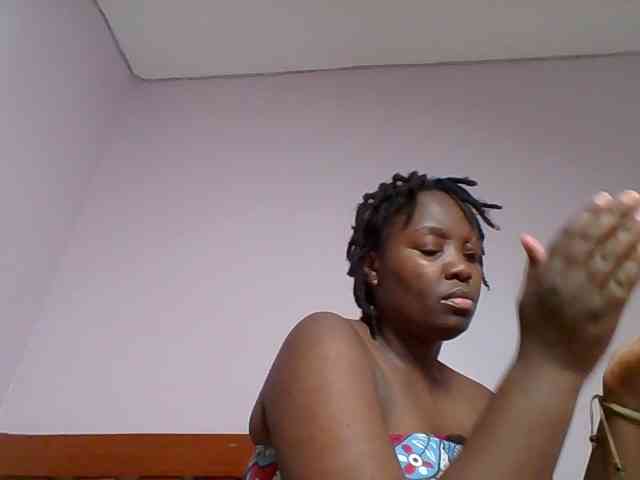 Sweetariah1 webcam