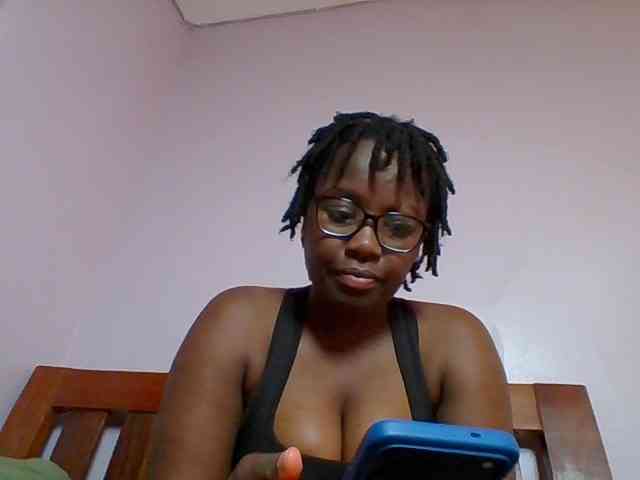 Sweetariah1 webcam