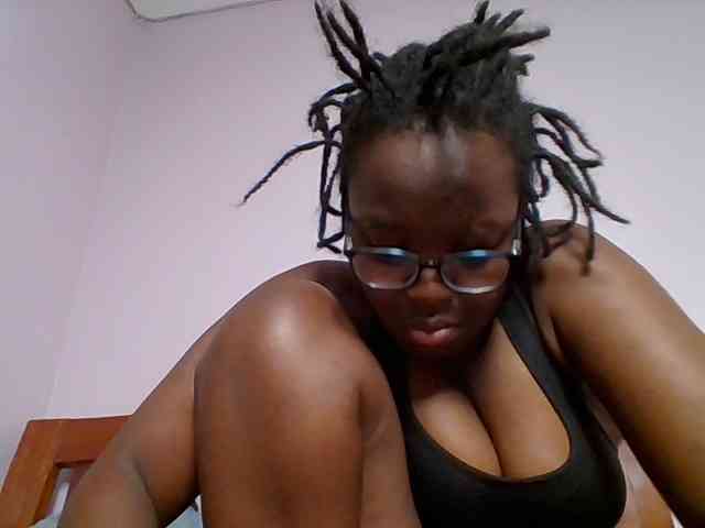 Sweetariah1 webcam